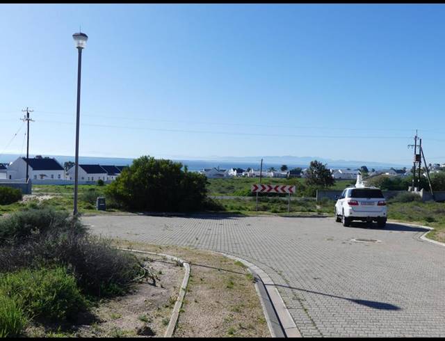 LAND FOR SALE IN HARBOUR LIGHTS
